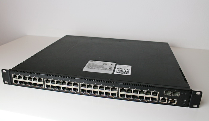 Quanta LB4M 48x 1GbE RJ-45 Ports 2x 10GB SFP Uplink Ethernet Switch 